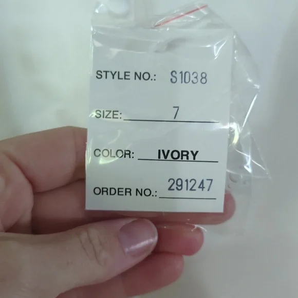 Flower girl event dress - Picture 7 of 8